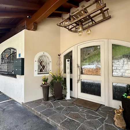 Apartment Haus Malerklause